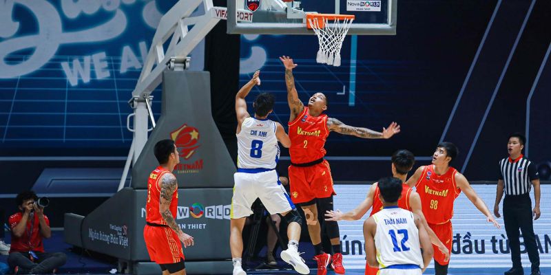 Tham gia Bóng rổ tại sảnh thể thao Crown